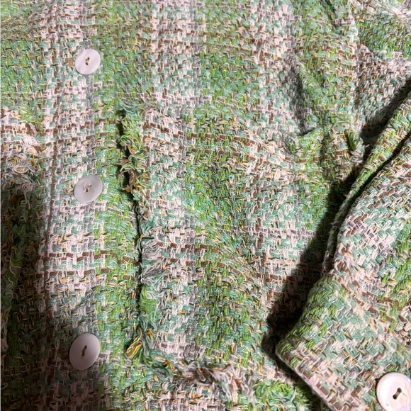 ⭐️Hodt Pick⭐️ Zara cropped green tweed button jacket small - Picture 9 of 9